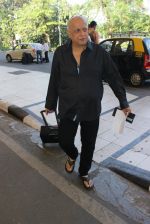 Mahesh Bhatt snapped at airport on 5th March 2016